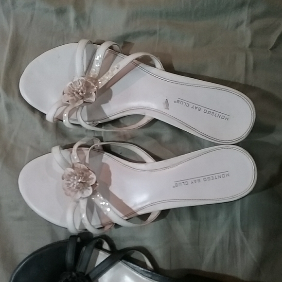 Two pairs Montego Bay Club floral slides - Picture 2 of 3